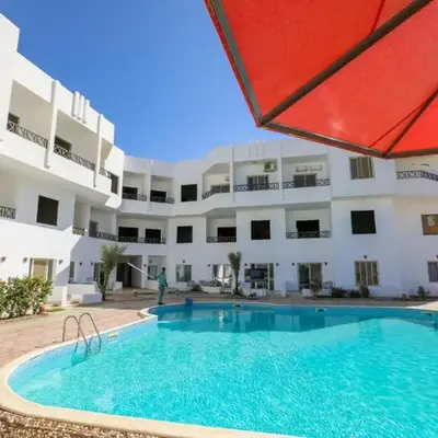 La bonita compound