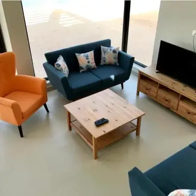 Emos Villa