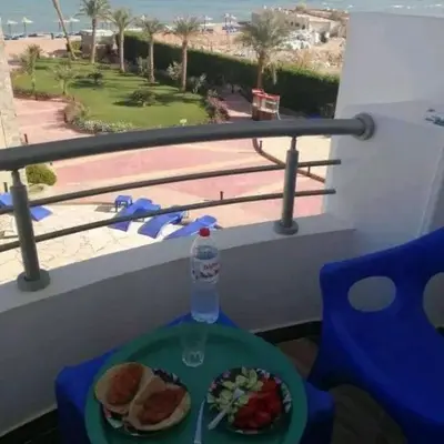 Chalet front the beach