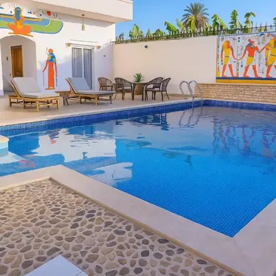 Villa Desert Rose