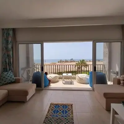Relaxing open Seaview Apartment