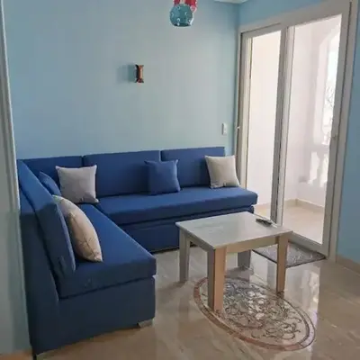 Schöne Europäische 3 Zimmer Wohnung in Al Dahar