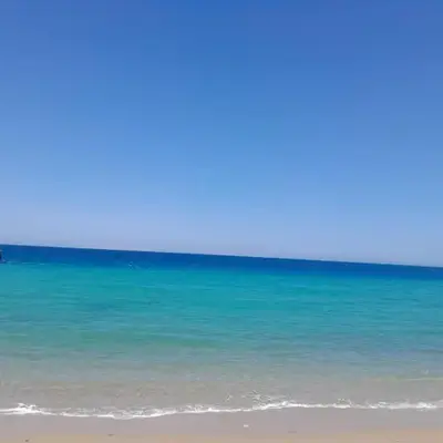 Cozy beachfront apartment in Al Ahyaa suitable for a family with children