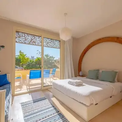 Mangroovy - Spacious Boho 2 BR Pool view