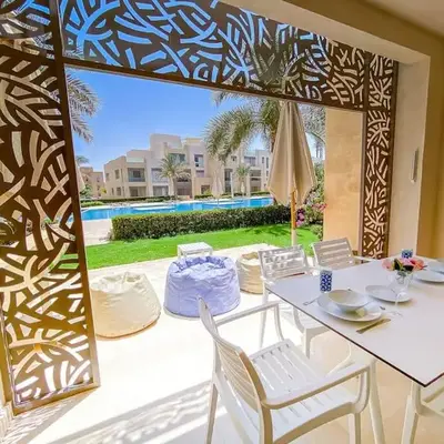 Cozy 1 Bedroom Ground Floor Apartment with Pool