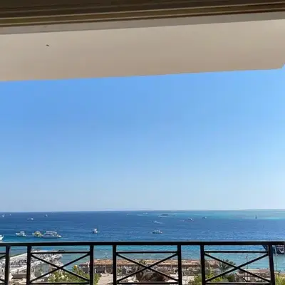 Sea view apartment 10