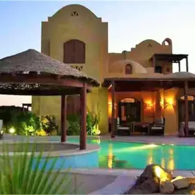 Private Villa with heated pool and lagoon