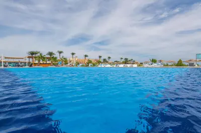 a view of the ocean from the infinity pool at the resort at scandic resort 523 in Hurghada