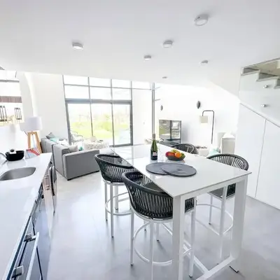 Beachfront Spacious Somabay Loft