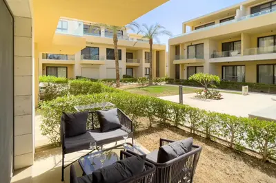 Gallery image of The Poolside Swanky Studio G Cribs in Hurghada