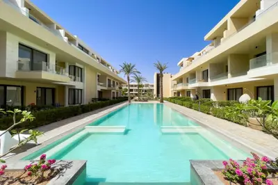 Gallery image of The Poolside Swanky Studio G Cribs in Hurghada