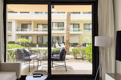 Gallery image of The Poolside Swanky Studio G Cribs in Hurghada