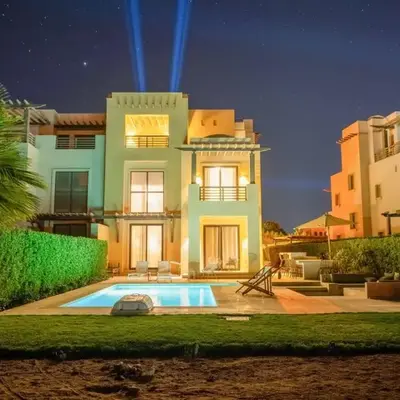 Luxury 4BR + Nanny Villa • Ancient Sands