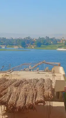 a view of a large body of water at اهلا بيكم في بيتنا in Jazīrat al ‘Awwāmīyah