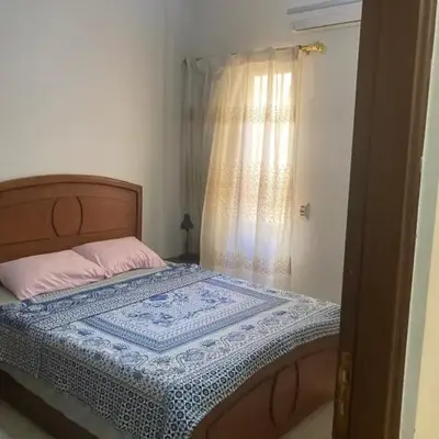M-2bedroom flat with garden
