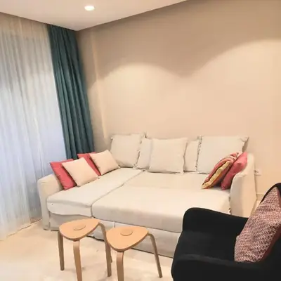 Mangroovy- 1br Imposing