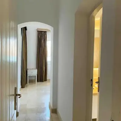 Luxury villa west golf