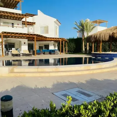 5 bedroom villa with private pool at el gouna