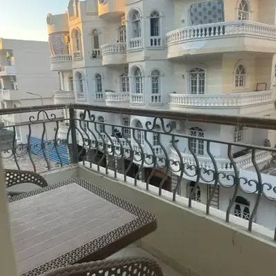 H&H Twin Apartment