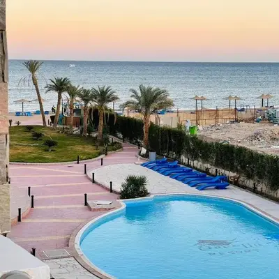 Lovely APT Sunny Beach Front