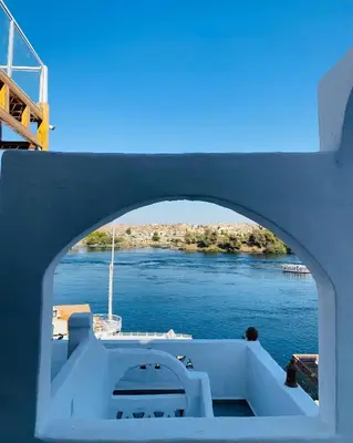 a view of a river from the bow of a boat at nubiary in Jazīrat Salūjah
