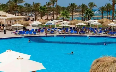 Gallery image of Mirage Bay Resort & Aqua Park - LA VISTA in Hurghada