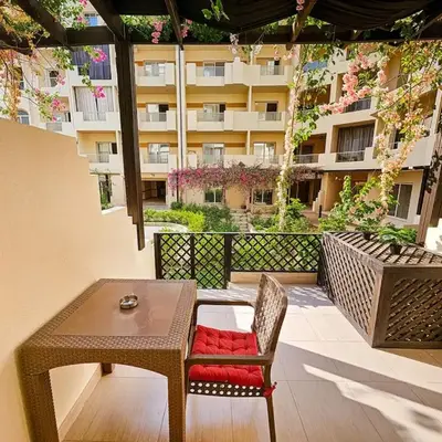 Private Garden Studio Wi-Fi and Beach Access
