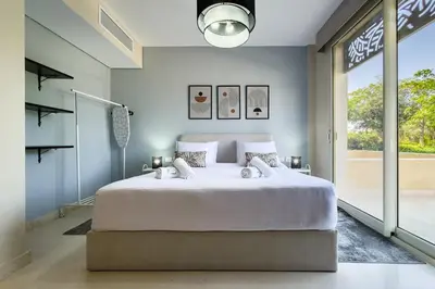 Gallery image of The Groundlight 1BDR Mangroovy Free Beach & Pool in Hurghada