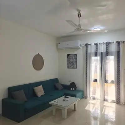 Bayt Hassan S19 - Super spacious roof top One Bedroom apartment