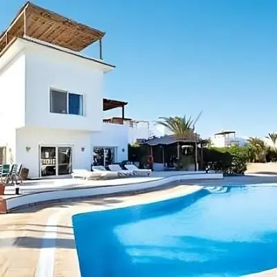 Coral Blue 'An expansive spacious 4 bedroom villa in El Gouna'