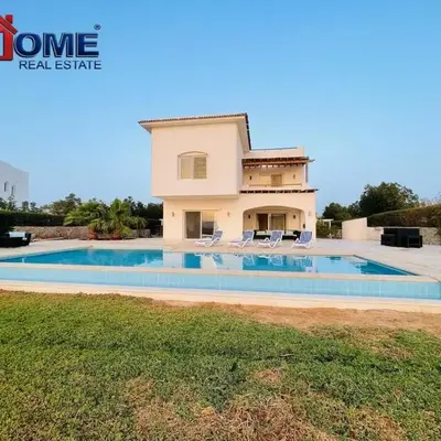 Spacious Villa 4 Broom Private Pool V35 at White villa