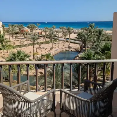 Super Central Somabay 2BR Marina Apt w Free Beach