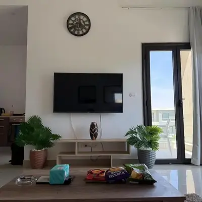 2BR G-Cribs