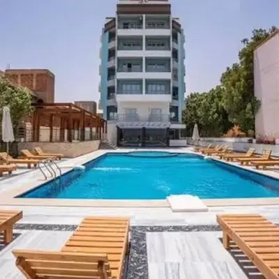Modern Studio with Pool and Private Beach Access