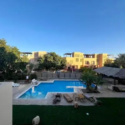 Cozy South Marina 2Bdr with Pool Access