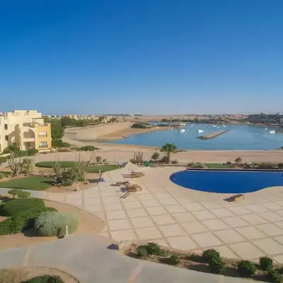 Stunning 4BD Apartment Lagoon View-Gouna