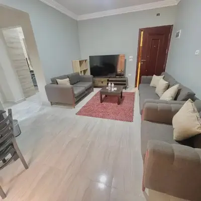 Elegant one bedroom apartment managed by Lilly Homes