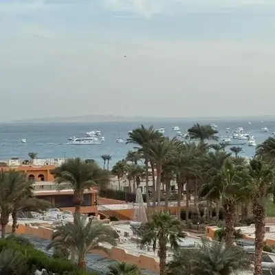Touristic centre beach2
