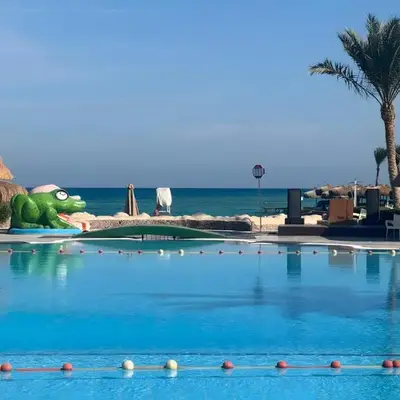 4 Bedroom Seaside Hurghada Escape