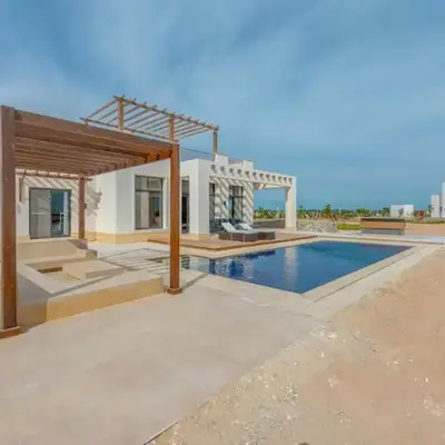 Stunning Villa with breathtaking golf & lake view