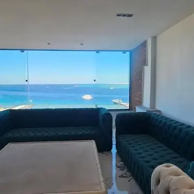 Sea view Penthouse sea front city center 11