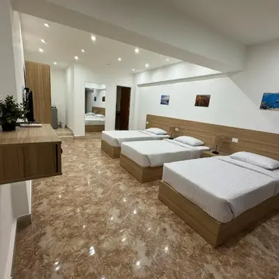 Lilly Rooms and Studio