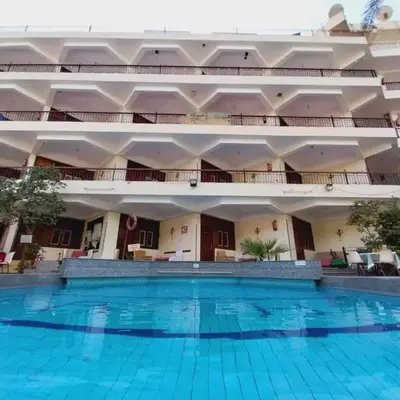 Rezeiky Hotel & Camp 您在盧克索的第二個家