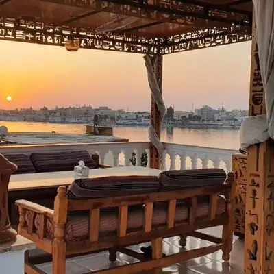 Nile Sunrise Flats And Rooms
