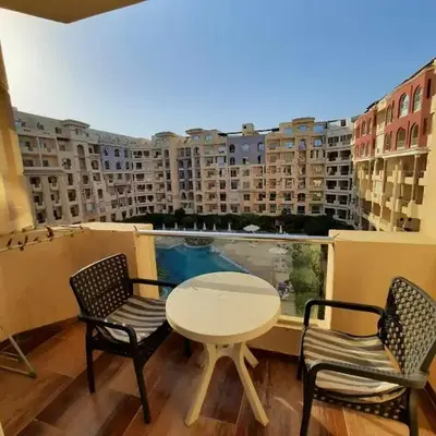 Studio Florenza Khamsin