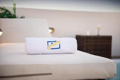 Gallery image of Luxe 3BDR w Private Rooftop Jacuzzi & Beach Access in Hurghada