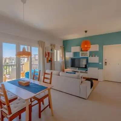 Sunny 2 Bedroom + Private Roof Terrace Lagoon View